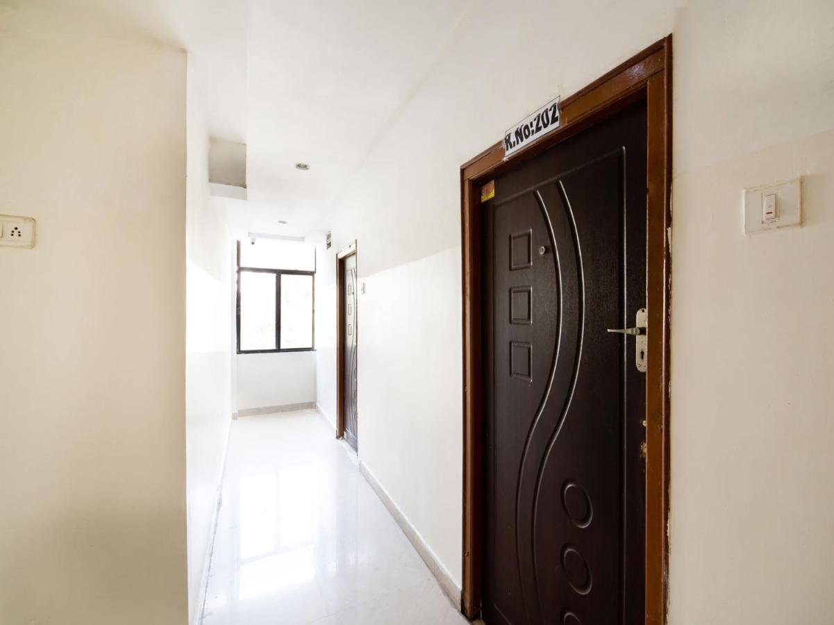 Oyo 69511 Hotel Sea E Pearl Visakhapatnam Dış mekan fotoğraf