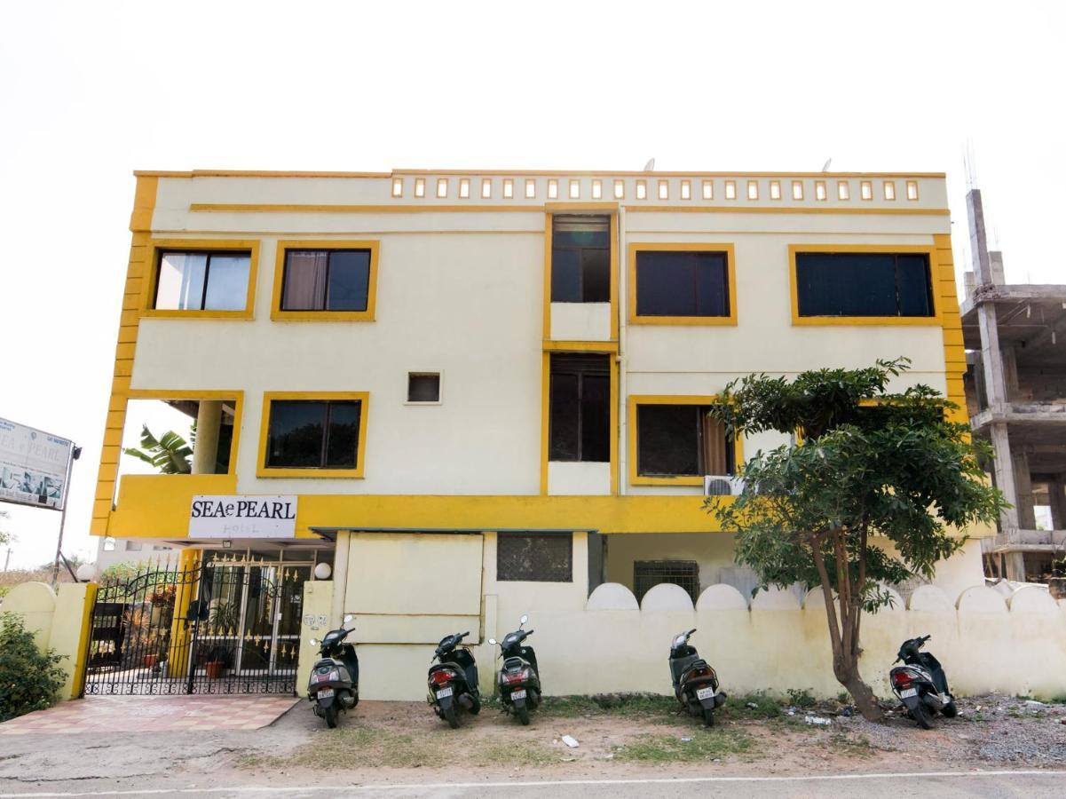 Oyo 69511 Hotel Sea E Pearl Visakhapatnam Dış mekan fotoğraf