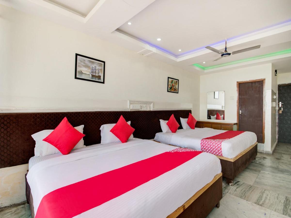 Oyo 69511 Hotel Sea E Pearl Visakhapatnam Dış mekan fotoğraf